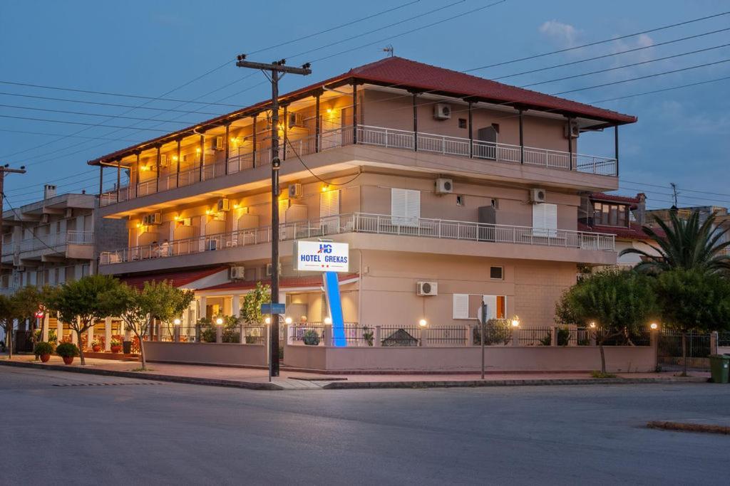 Hotel Grekas Neoi Poroi Exterior photo